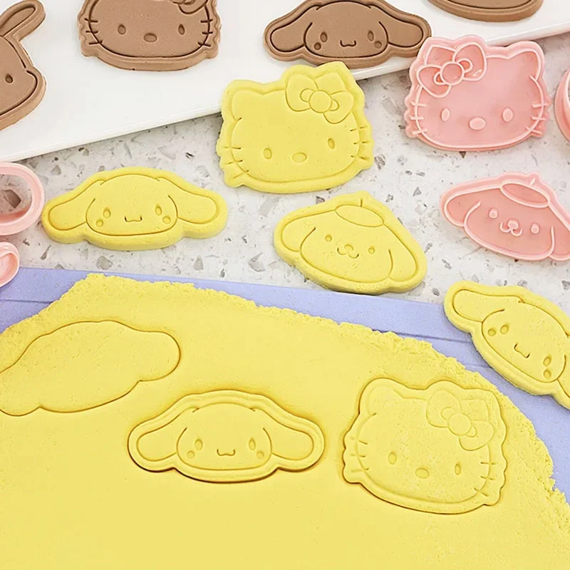 Hello Kitty Cartoon Cookie Cut - Kitchen Handy Gadgets ulasan dan harga